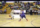 Augusta sophomore Kayne Korger rushes the ball down court against the visiting Indepenedence Indees on Thursday, Jan. 8. 